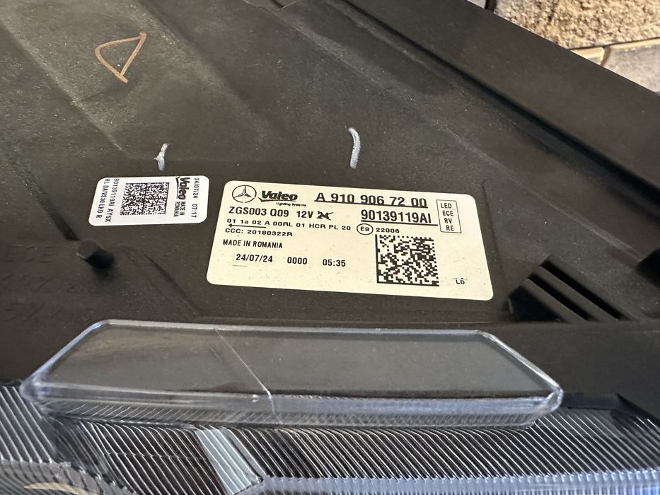 Фари передні Ледові Mercedes Sprinter 907 Спрінтер фара лед