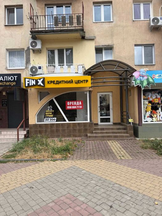 Оренда приміщення 36,8 м² в центрі Ужгорода від власника