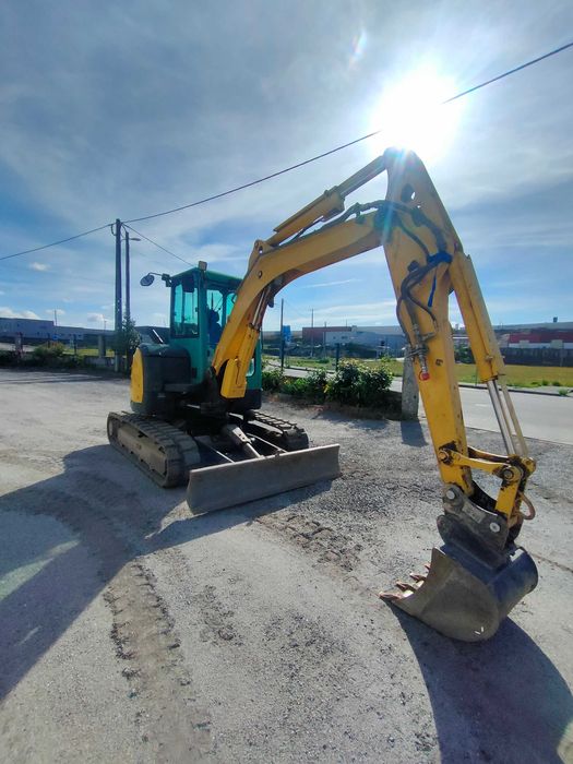 Escavadora/Giratória Yanmar VIO50