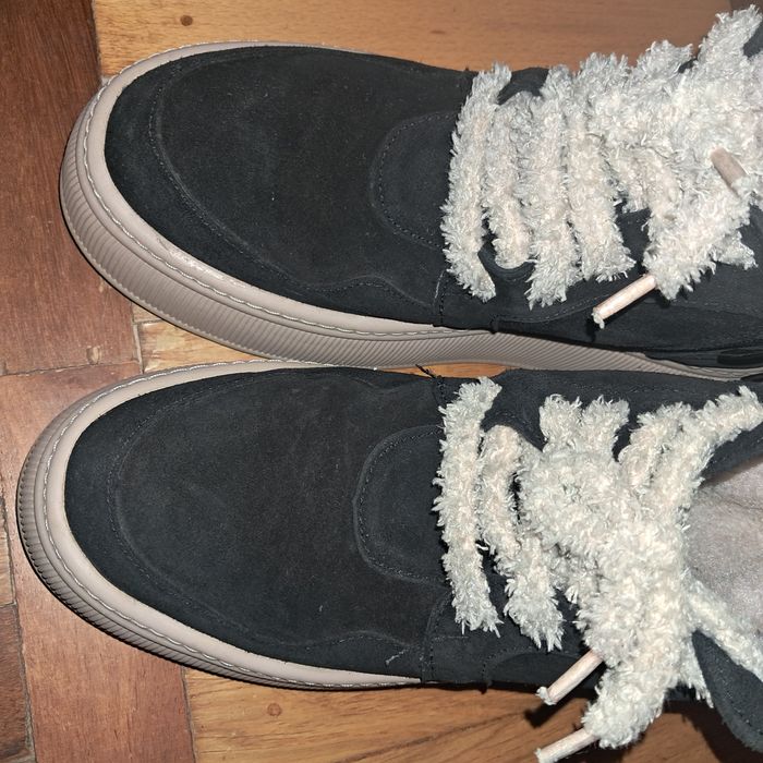 Жіночі зимові черевики