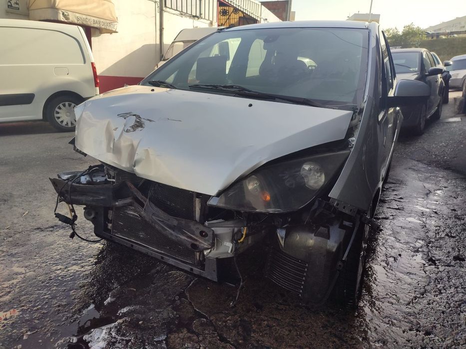 MITSUBISHI COLT 2008 PARA PEÇAS