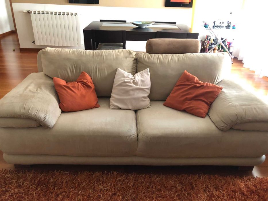 Sofás de 3 e 2 lugares