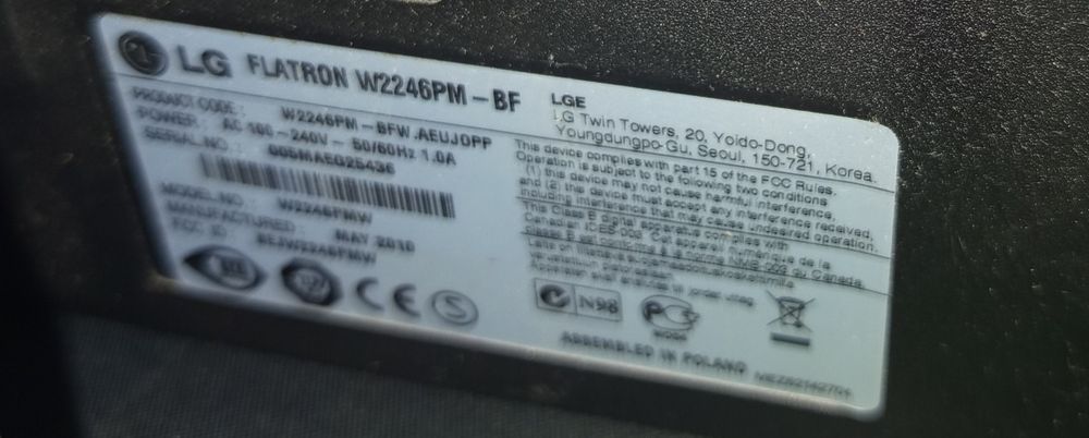 Монитор LG w2246pm