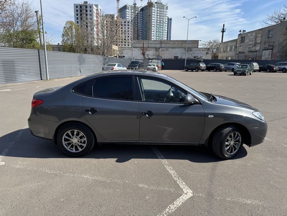 Hyundai Elantra 2008