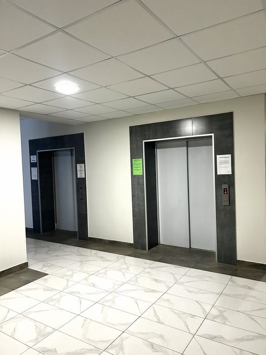 Продаж Дворівнева гостинка 20 м² у ЖК «Воробйові Гори» з якісним ремонтом, меблями та технікою