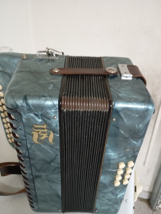 Concertina Tell Bachenbulach