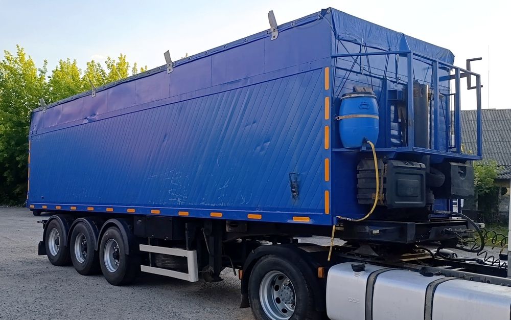 Продам напівпричіп самоскид ACKERMANN на осях  SAF INTRAX