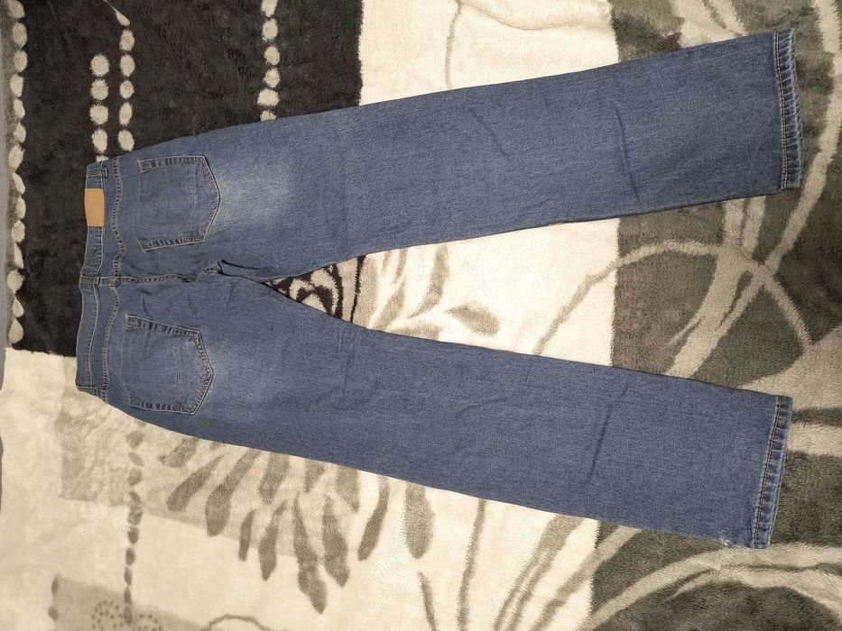 Джинсы мужские  32 размер