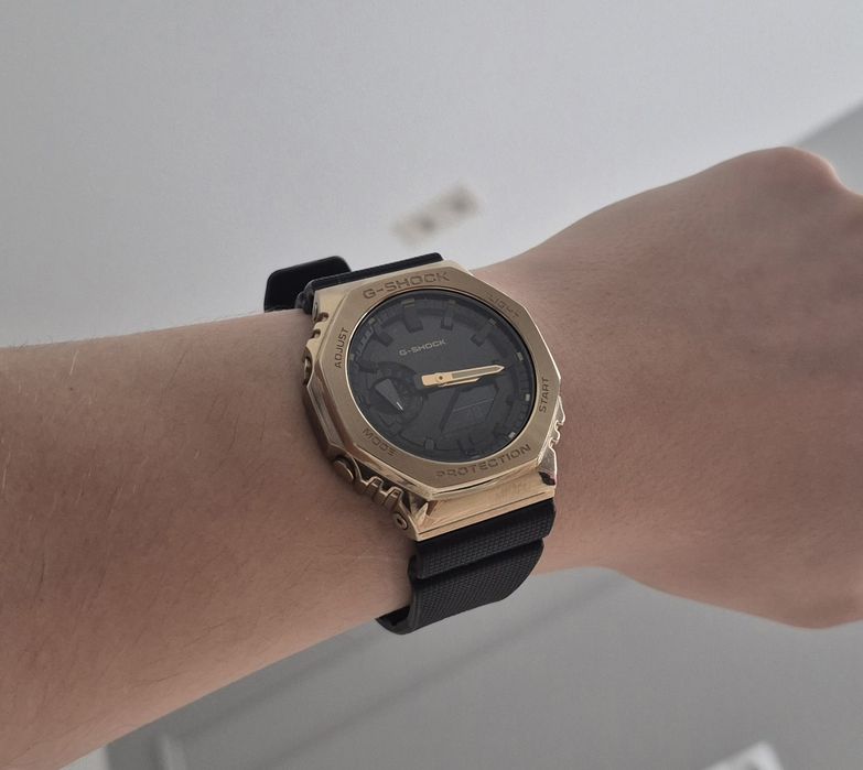 Casio G-Shock GM-2100 оригинал, отличное состояние