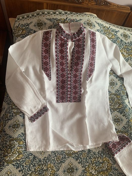 Чоловічі вишиванки