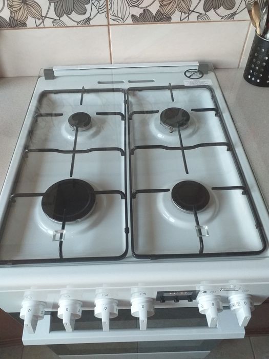 Kuchenka gazowo elektryczna Electrolux