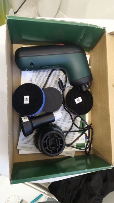 Szczotka do czyszczenia 3,6V UNIVERSALBRUSH BOSCH