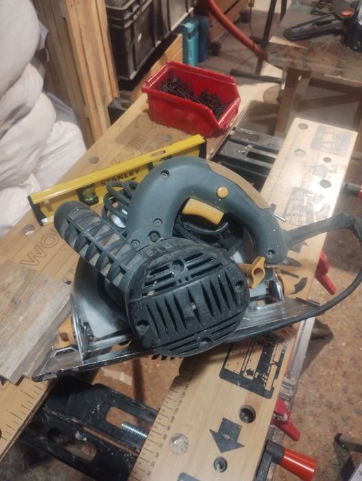 Ручна циркулярна пила TROVEX TRKS 1200