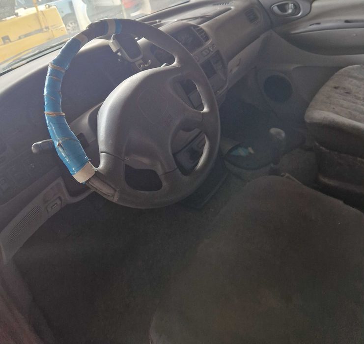 Mitsubishi Space Gear para peças