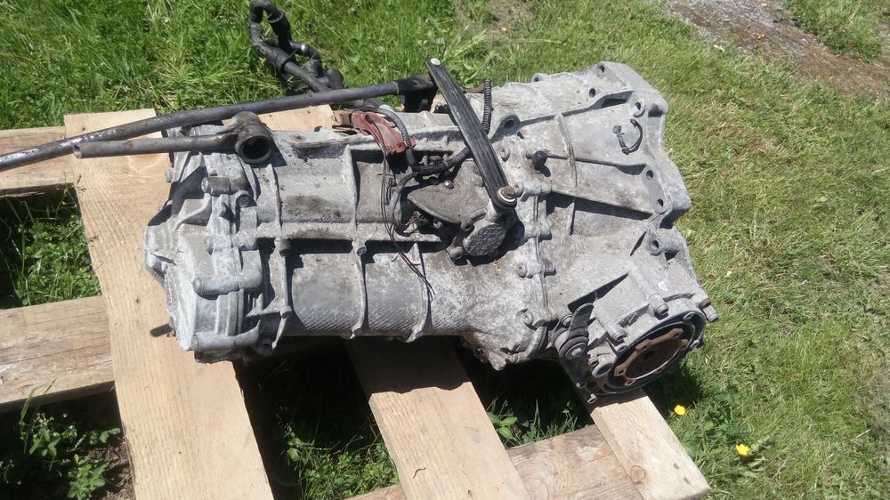 Audi A4 S4 B8 8K 2.0 TDI Manualna skrzynia 6 biegów 0B1301103 gwarancj