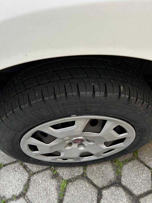 comercial fiat doblo super bem estimada