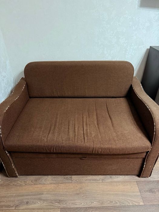 Продам диван за символічну суму!