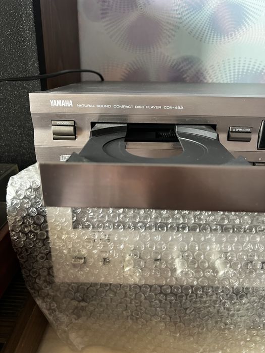 Продам Проигрыватель CD Yamaha CDX-493