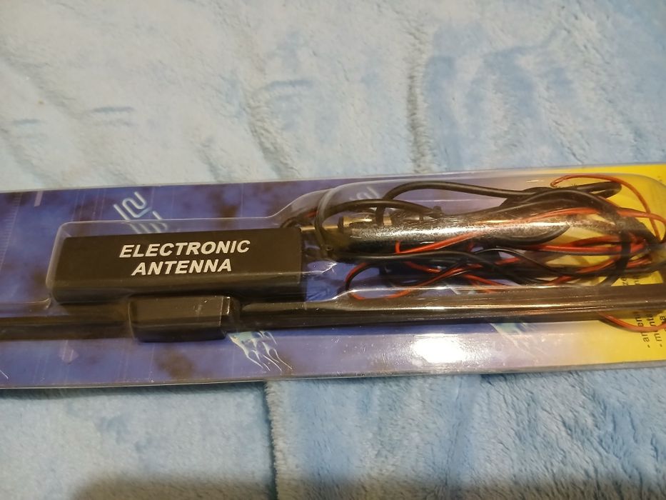 Elektroniczna antena FM Sunker