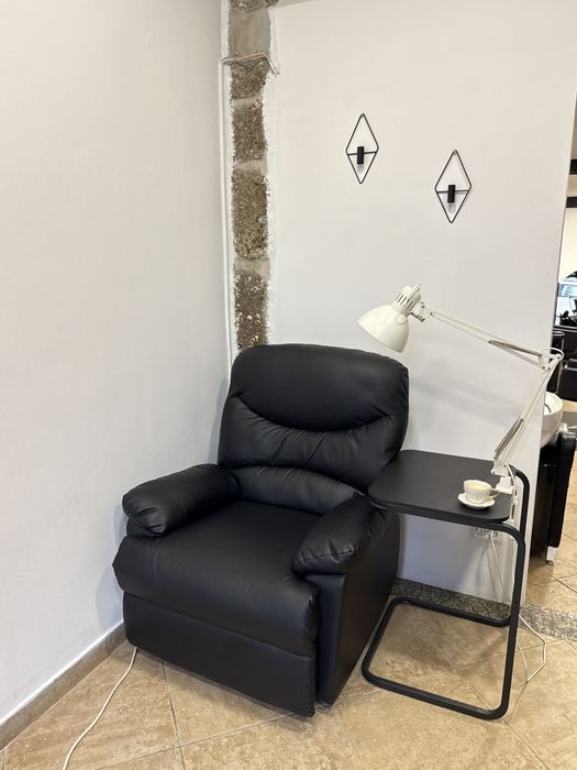 Vende-se uma cadeira reclinável