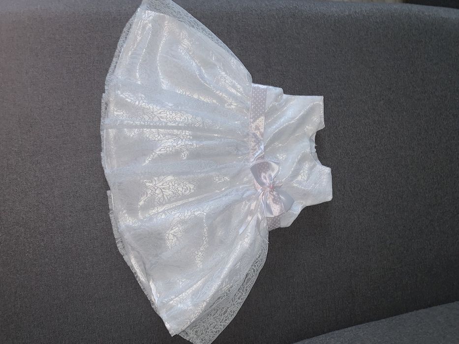 Sukienka niemowlęca na chrzest