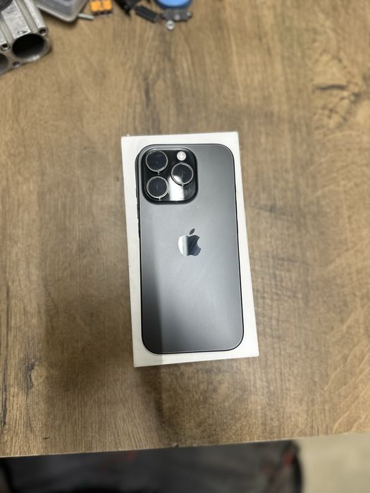 Iphone 16 PRO / Gwarancja do kwietnia / 100% baterii