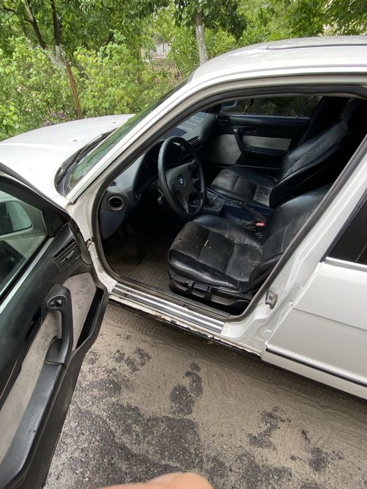 Продам або обміняю! Від е34-39 бмв е34 520i на гарному вихлопі