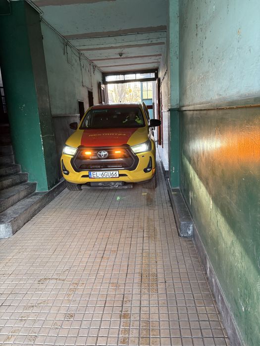 Pomoc drogowa Holowanie Laweta Transport Łódź Polska