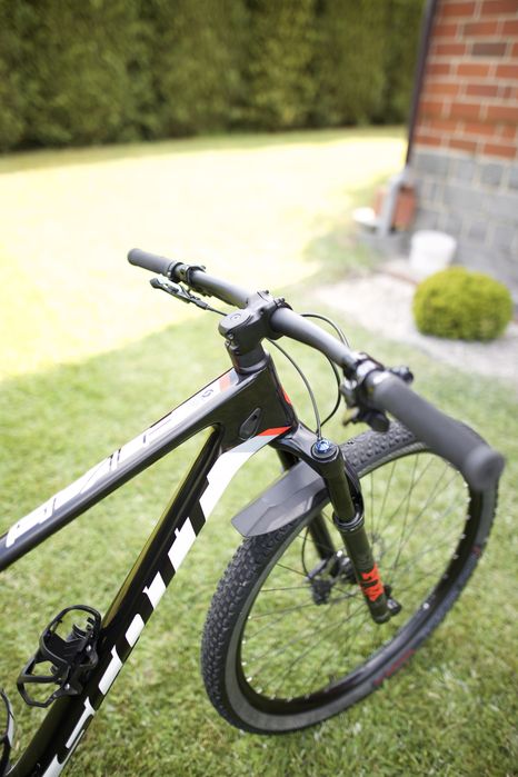 Scott scale 930 2019, rozmiar L,carbon