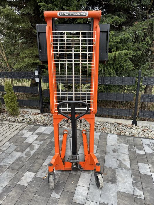 Podnośnik masztowy 2 tony 1,6 m