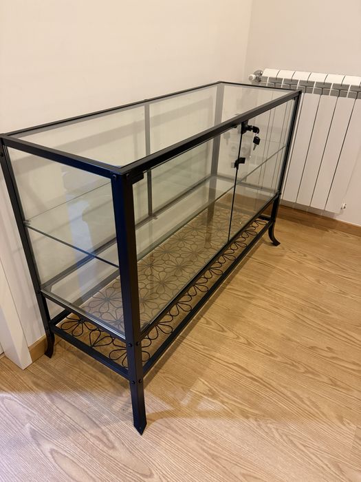 Vitrine de vidro e metal 120×80×45 cm – bom estado