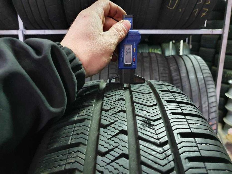 215/55R18 Vredestein Quatrac 5 XL para opon całoroczne 7,0mm nr8575