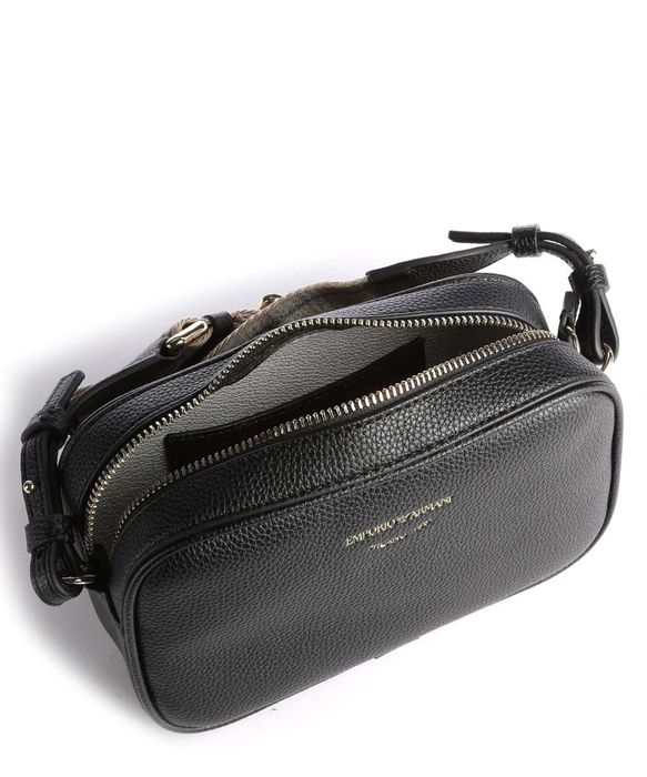 Сумка Emporio Armani Lilly Black
Emporio Armani