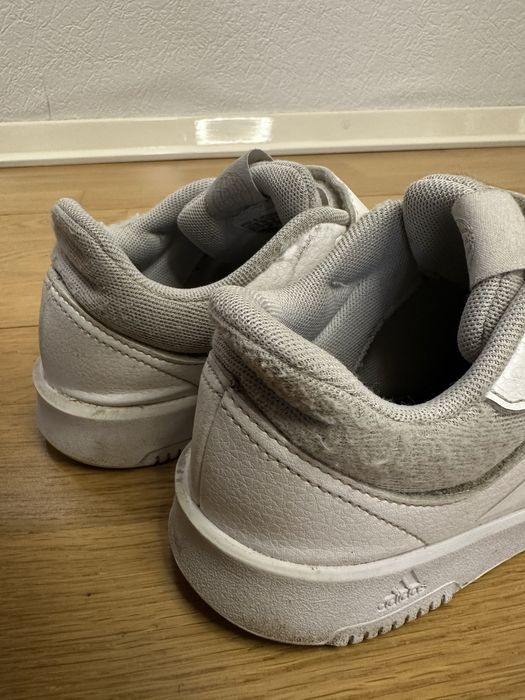 Кеди Adidas, 34 р., класичні білі