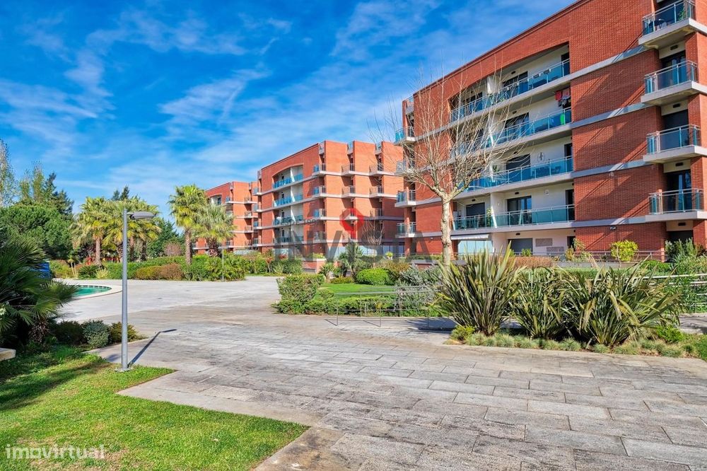 Apartamento T4 com 202,05m2 no Condomínio Fechado OMNIA IV