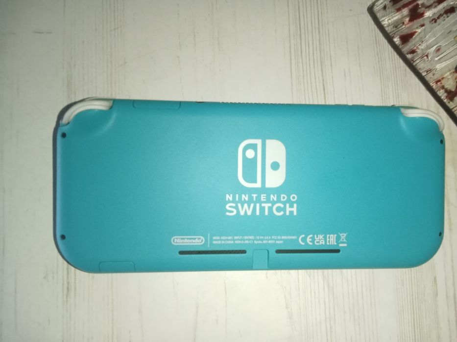 Nintendo Switch Lite (sem carregador)