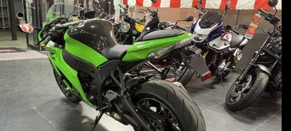 Kawasaki ZX10R з Японії