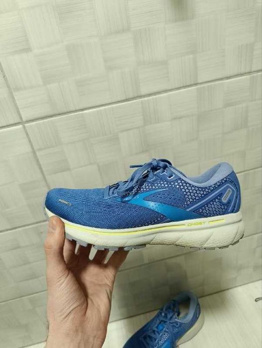 Женские беговые кроссовки Brooks Ghost 14 GTX