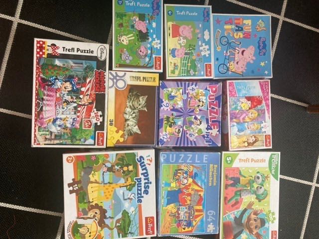 Duży zestaw puzzli