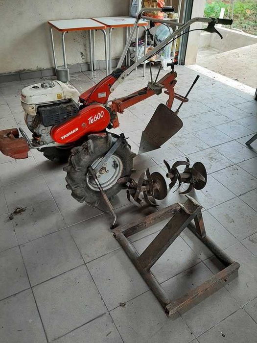 2014 Yanmar te600 baixa de preço.Muito leve e fácil de manobrar.