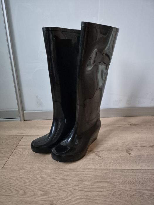 Czarne wysokie kalosze damskie 36 używane