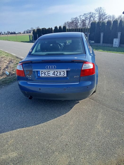 Audi a 4 b 6  ,gaz trzy letni.