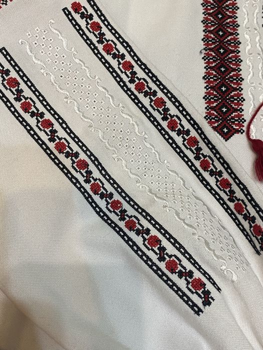 Якісна українська вишиванка
