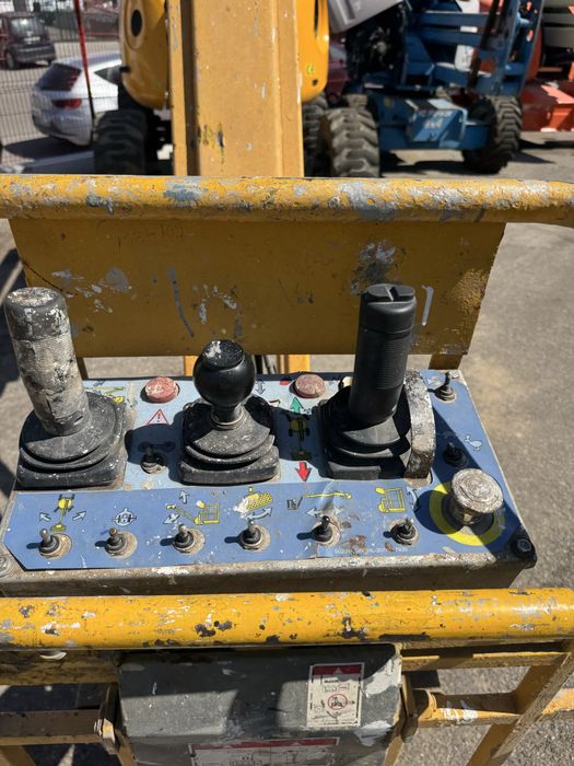 Plataforma articulada Diesel HA18PXNT