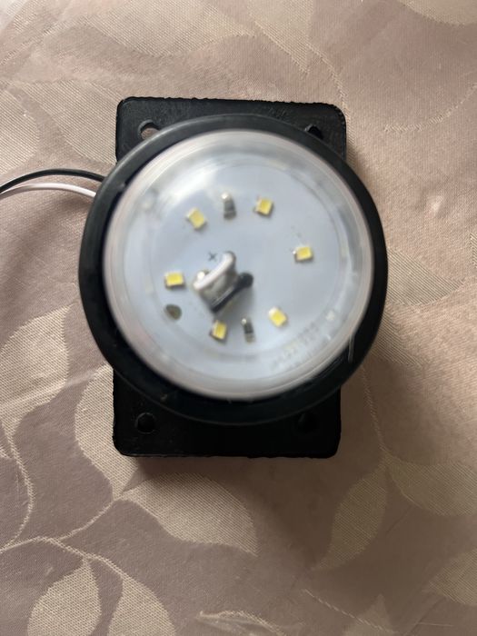 Luzes para automovel matricula e presenca