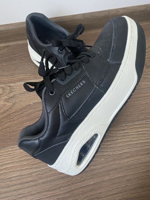 Кросівки Skechers  Air-Cooled Memory Foam