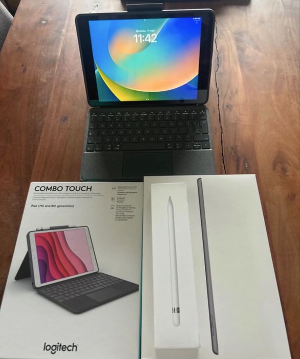 Apple IPad 8 generacji 32GB