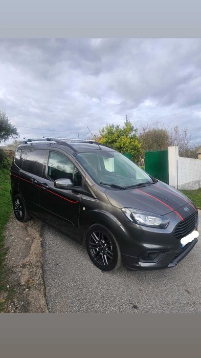 Ford Transit Courier 50 mil quilómetros