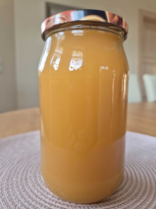 Miód z Własnej pasieki, obok LASU !!!