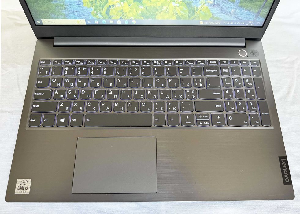 Ноутбук Lenovo ThinkBook 15-IIL 15.6" FHD/i5-1035G1/8Gb RAM/256Gb SSD
